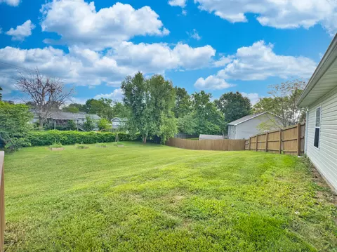 215 E Tully Ct, Columbia, MO 65202 photo 20