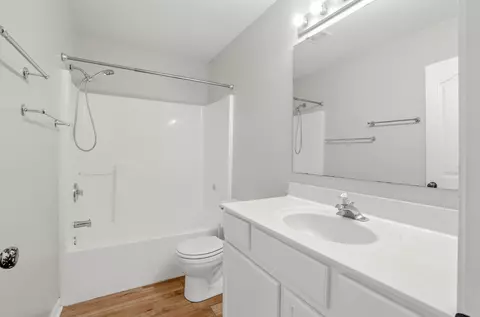 215 E Tully Ct, Columbia, MO 65202 photo 13