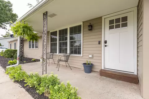641 Park Ave, Moberly, MO 65270 photo 4