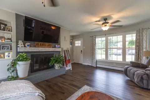 641 Park Ave, Moberly, MO 65270 photo 5
