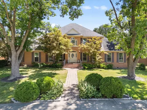 3212 Shoreside Dr, Columbia, MO 65203