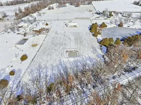 10750 E Roberts Ln, Centralia, MO 65240 photo 7