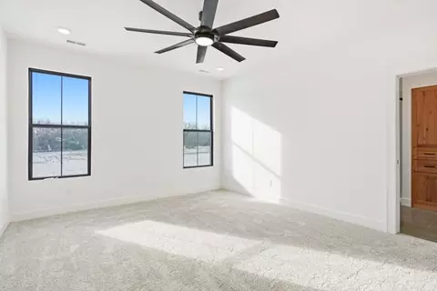 10750 E Roberts Ln, Centralia, MO 65240 photo 23