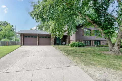 3808 Faurot Dr, Columbia, MO 65203