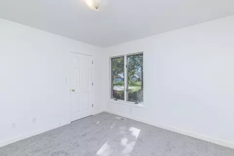 216 Divot Dr, Columbia, MO 65201 photo 9