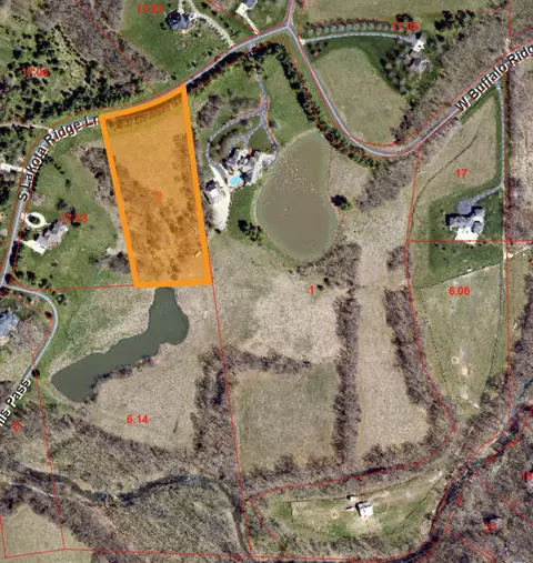 S Lakota Ridge Ln, Columbia, MO 65203