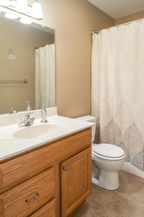 904 E Keg St, Marshall, MO 65340 photo 20