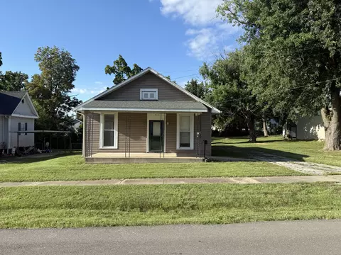 415 W Vine St, Mexico, MO 65265