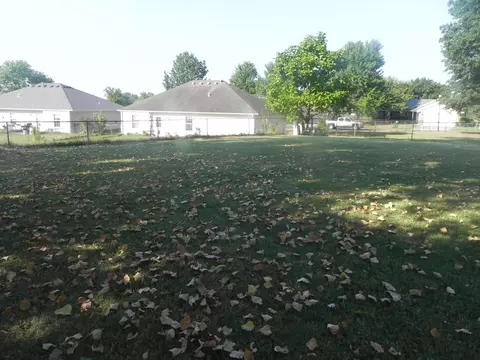 1760 Eldorado Dr, Columbia, MO 65202