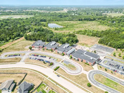 3412 Jagged Leaf Dr, Columbia, MO 65202 photo 4