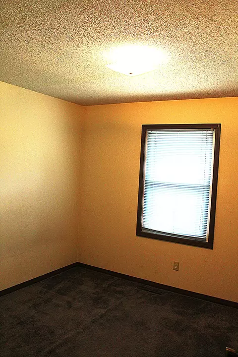 211 Cardinal Ln, Tipton, MO 65081 photo 6