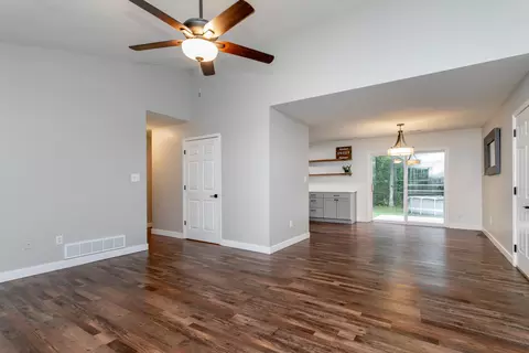 6271 E Mclane Dailing R, Centralia, MO 65240 photo 9