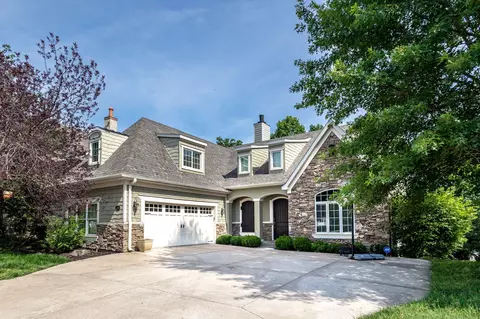 1221 Tartan Pl, Columbia, MO 65203