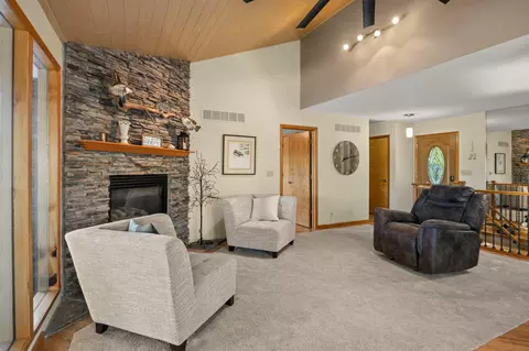 3 Eagle View Ct, Sunrise Beach, MO 65079 photo 9