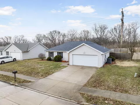 576 E Clearview Dr, Columbia, MO 65202 photo 4
