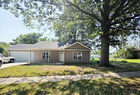 928 Harwood St, Mexico, MO 65265