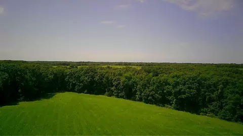 E Y, Ashland, MO 65010 photo 2