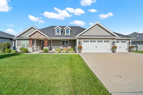 4917 Longbow Dr, Columbia, MO 65201