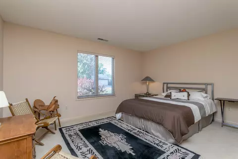 Bedroom - 3711 Shadow Glen Ct, Columbia, MO 65203 photo 1 of 3
