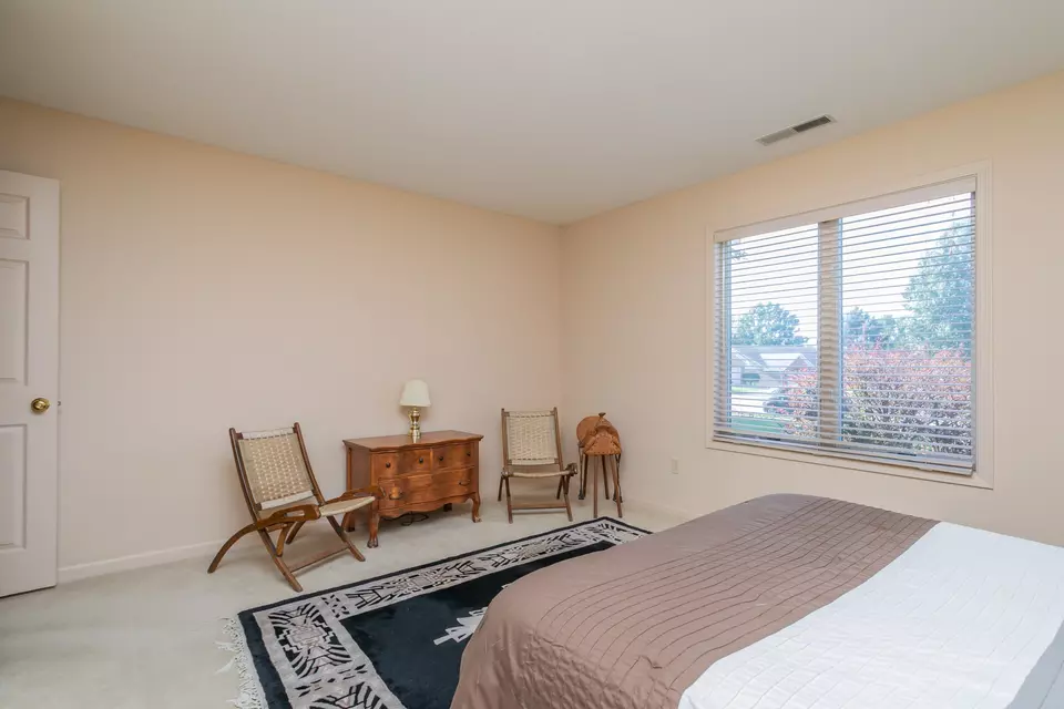 Bedroom - 3711 Shadow Glen Ct, Columbia, MO 65203 photo 2 of 3