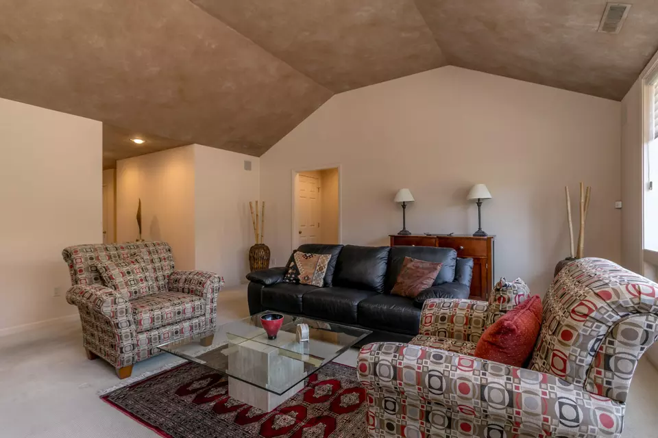 Living - 3711 Shadow Glen Ct, Columbia, MO 65203 photo 3 of 5