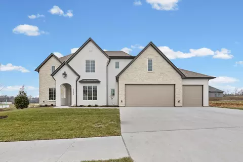 2905 Easley Cabin Cir, Columbia, MO 65201