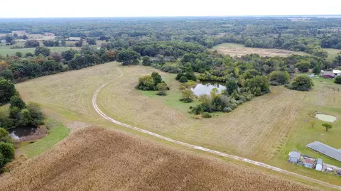 10636 Audrain Road 957, Centralia, MO 65240