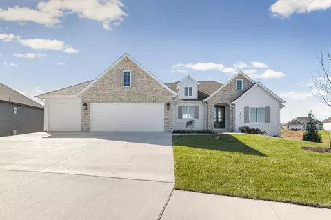 4805 Hoylake Cir, Columbia, MO 65201