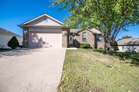 3813 Koala Dr, Columbia, MO 65202