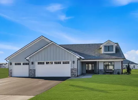4516 Royal County Rd, Columbia, MO 65201