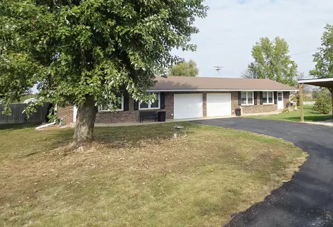 1204 N Elm St, Monroe City, MO 63456