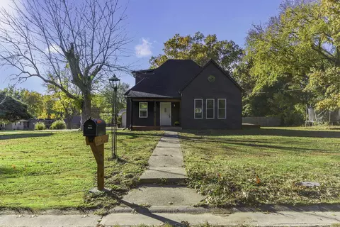 1629 S Western St, Mexico, MO 65265