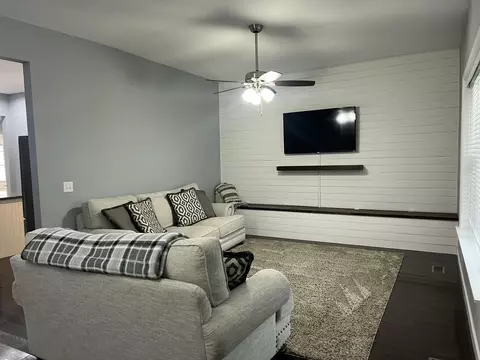 210 3rd St, Pilot Grove, MO 65276 photo 33
