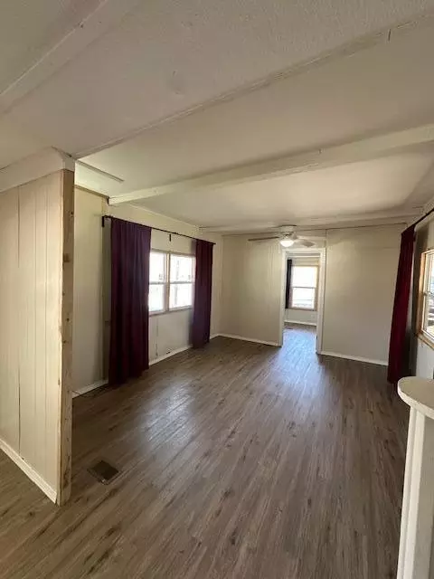 103 Buckner St, Paris, MO 65275 photo 3