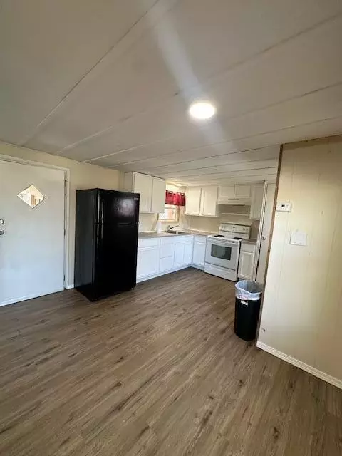 103 Buckner St, Paris, MO 65275 photo 4