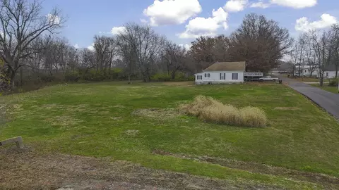 1415 Scott St, Moberly, MO 65270 photo 9