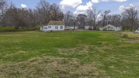 1415 Scott St, Moberly, MO 65270 photo 7
