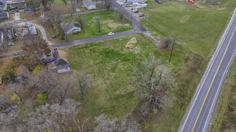 1415 Scott St, Moberly, MO 65270 photo 3
