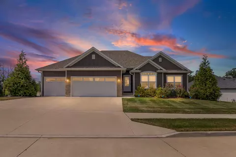 613 Sahalee Ct, Columbia, MO 65201
