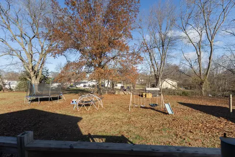 606 E 4th St, Salisbury, MO 65281 photo 12