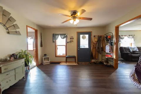 606 E 4th St, Salisbury, MO 65281 photo 13