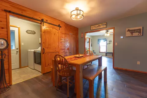 606 E 4th St, Salisbury, MO 65281 photo 21