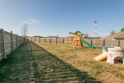 280 Brookstone Dr, Holts Summit, MO 65043 photo 22