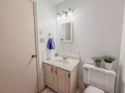 216 Franklin St, Holts Summit, MO 65043 photo 12