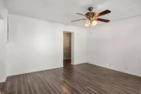 Living - 230 N Moreau Ave, Tipton, MO 65081 photo 2 of 3