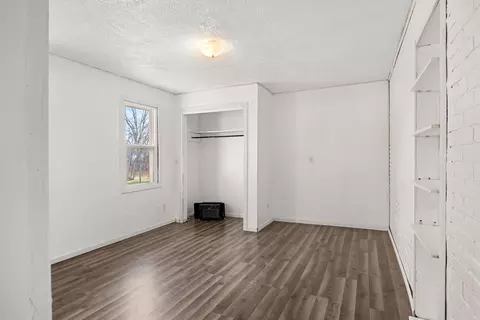 Bedroom - 230 N Moreau Ave, Tipton, MO 65081 photo 4 of 5