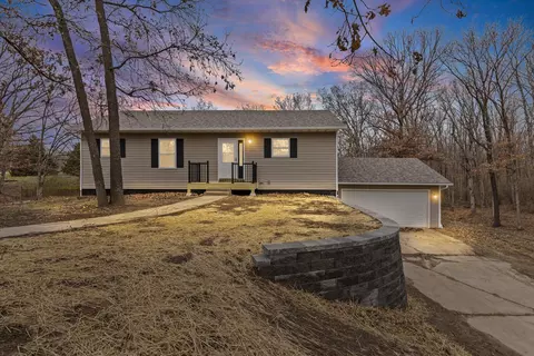 14351 N Old Number 7, Columbia, MO 65202