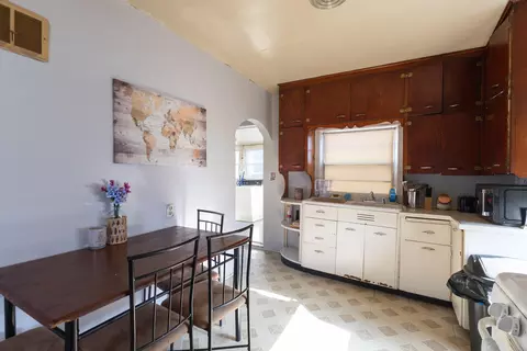 304 E 6th St, Salisbury, MO 65281 photo 9