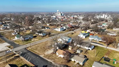 304 E 6th St, Salisbury, MO 65281 photo 25
