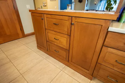 Kitchen - 10969 E Bowling Ln, Columbia, MO 65201 photo 11 of 12